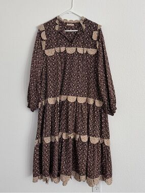 Stella Nova // Floral Tiered Midi Dress in Brown Floral